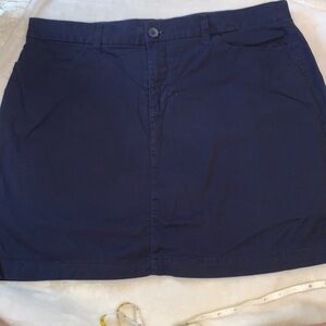 Croft & Barrow Mid Rise Navy Skort in Size 18. EUC. Knit Jersey Shorts attached.